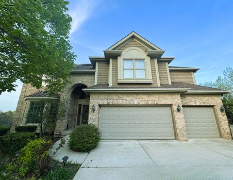 Tiny photo for 3805 Gladstone Drive, Naperville, IL 60565 (MLS # 12640257)