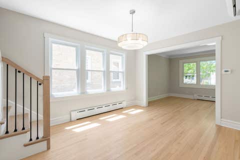 Tiny photo for 5747 N Melvina Avenue, Chicago, IL 60646 (MLS # 12737422)
