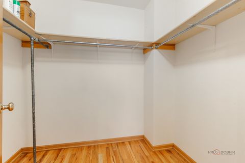 Tiny photo for 186 N Crooked Lake Lane, Lindenhurst, IL 60046 (MLS # 12519133)