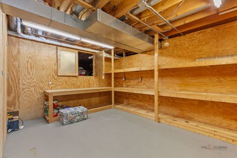 Tiny photo for 186 N Crooked Lake Lane, Lindenhurst, IL 60046 (MLS # 12519133)