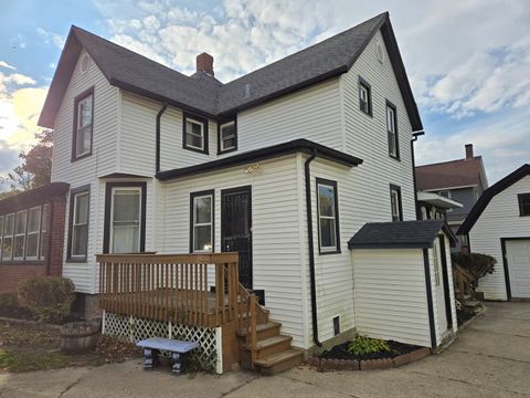 Tiny photo for 514 Washington Street, Woodstock, IL 60098 (MLS # 12507974)