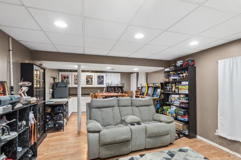 Tiny photo for 57 S Emerald Avenue, Mundelein, IL 60060 (MLS # 12675328)