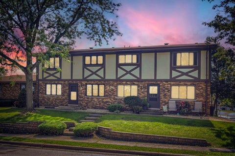 Photo of 230 Manor Drive #b, New Lenox, IL 60451 (MLS # 12744321)