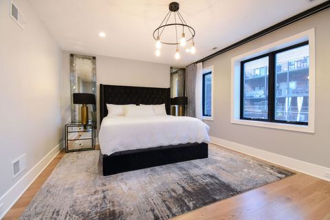 Tiny photo for 3644 N Bosworth Avenue, Chicago, IL 60613 (MLS # 12477927)