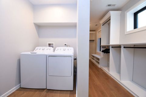 Tiny photo for 3644 N Bosworth Avenue, Chicago, IL 60613 (MLS # 12477927)