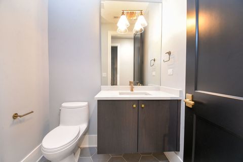 Tiny photo for 3644 N Bosworth Avenue, Chicago, IL 60613 (MLS # 12477927)