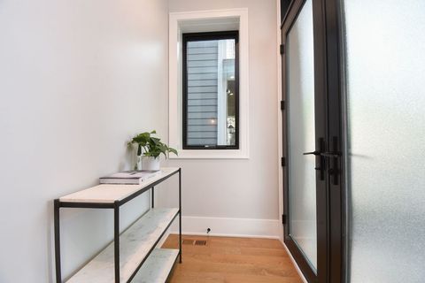 Tiny photo for 3644 N Bosworth Avenue, Chicago, IL 60613 (MLS # 12477927)