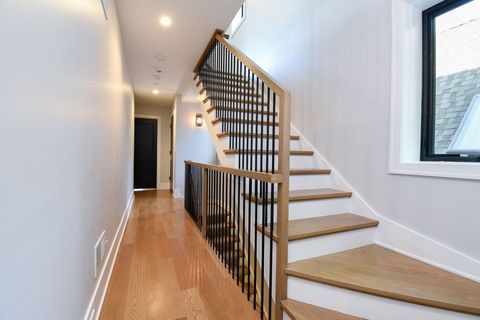 Tiny photo for 3644 N Bosworth Avenue, Chicago, IL 60613 (MLS # 12477927)