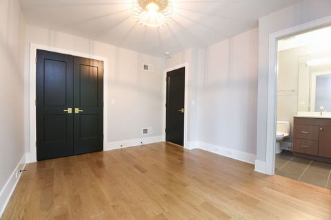 Tiny photo for 3644 N Bosworth Avenue, Chicago, IL 60613 (MLS # 12477927)