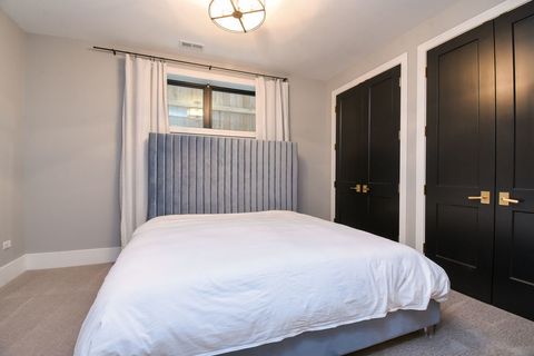 Tiny photo for 3644 N Bosworth Avenue, Chicago, IL 60613 (MLS # 12477927)