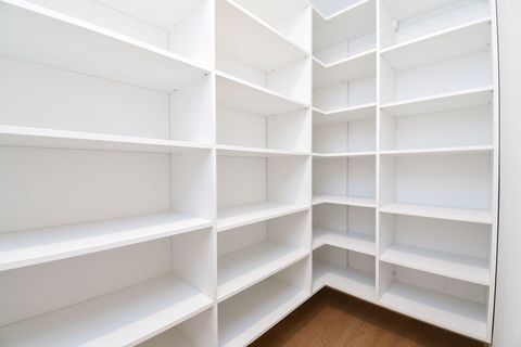 Tiny photo for 3644 N Bosworth Avenue, Chicago, IL 60613 (MLS # 12477927)