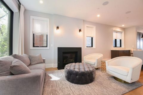 Tiny photo for 3644 N Bosworth Avenue, Chicago, IL 60613 (MLS # 12477927)