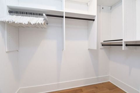 Tiny photo for 3644 N Bosworth Avenue, Chicago, IL 60613 (MLS # 12477927)