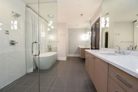 Tiny photo for 3644 N Bosworth Avenue, Chicago, IL 60613 (MLS # 12477927)