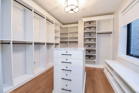 Tiny photo for 3644 N Bosworth Avenue, Chicago, IL 60613 (MLS # 12477927)