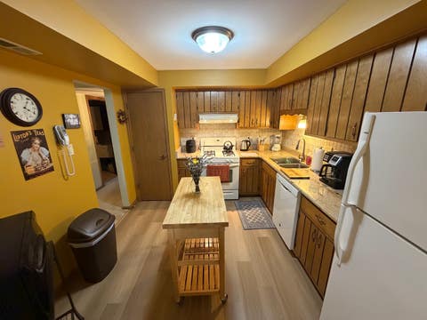 Tiny photo for 15715 Deerfield Court #1N, Orland Park, IL 60462 (MLS # 12730276)