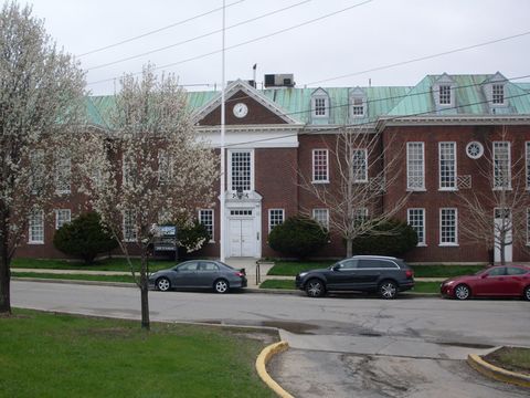 2450 W Hubbard Street Chicago IL 60612