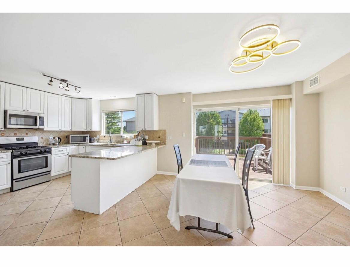 673 E FOUNTAINVIEW Drive 673