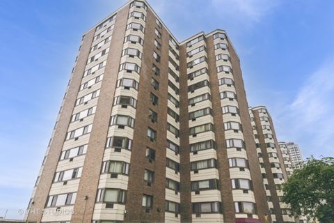 Photo of 7337 S South Shore Drive #819, Chicago, IL 60649 (MLS # 12429055)