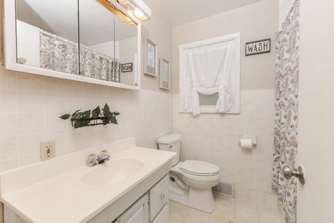 Tiny photo for 1006 Maple Hill Road, Bloomington, IL 61705 (MLS # 12506557)