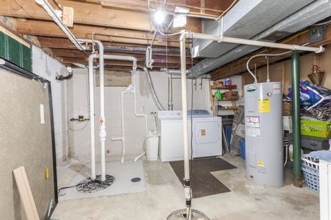 Tiny photo for 1006 Maple Hill Road, Bloomington, IL 61705 (MLS # 12506557)