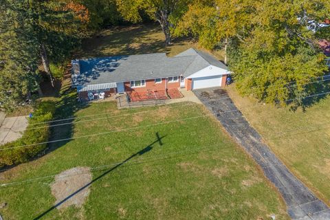 Tiny photo for 1006 Maple Hill Road, Bloomington, IL 61705 (MLS # 12506557)