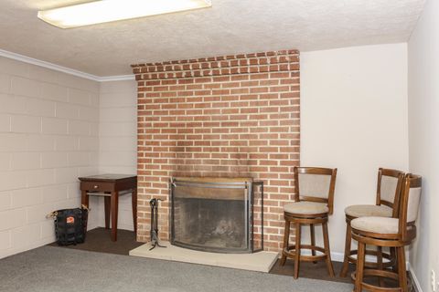 Tiny photo for 1006 Maple Hill Road, Bloomington, IL 61705 (MLS # 12506557)