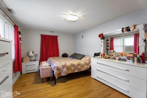 Tiny photo for 9741 Lonnquist Drive, Franklin Park, IL 60131 (MLS # 12559930)