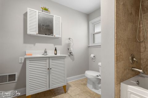 Tiny photo for 9741 Lonnquist Drive, Franklin Park, IL 60131 (MLS # 12559930)