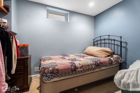 Tiny photo for 9741 Lonnquist Drive, Franklin Park, IL 60131 (MLS # 12559930)