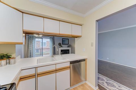 Tiny photo for 1631 Southampton Court, Wheaton, IL 60189 (MLS # 12518655)