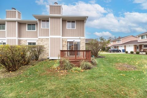 Tiny photo for 1631 Southampton Court, Wheaton, IL 60189 (MLS # 12518655)