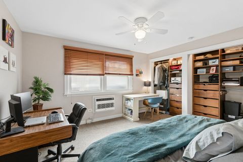Tiny photo for 1414 Elmwood Avenue #1G, Evanston, IL 60201 (MLS # 12598650)