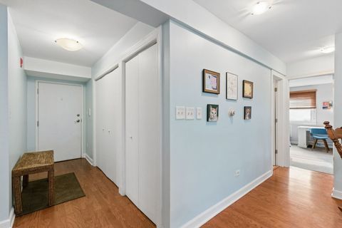 Tiny photo for 1414 Elmwood Avenue #1G, Evanston, IL 60201 (MLS # 12598650)