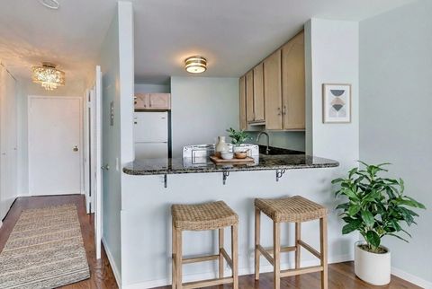 Tiny photo for 5415 N Sheridan Road #3203, Chicago, IL 60640 (MLS # 12561589)