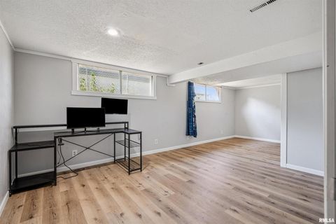 Tiny photo for 3530 W 29TH Street, Davenport, IA 52804 (MLS # QC4268491)