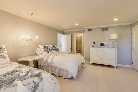 Tiny photo for 105 Burr Ridge Club Drive, Burr Ridge, IL 60527 (MLS # 12492290)