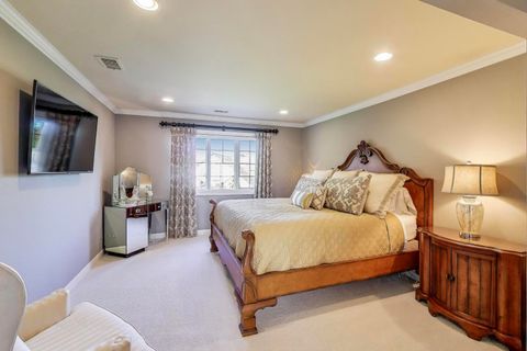 Tiny photo for 105 Burr Ridge Club Drive, Burr Ridge, IL 60527 (MLS # 12492290)