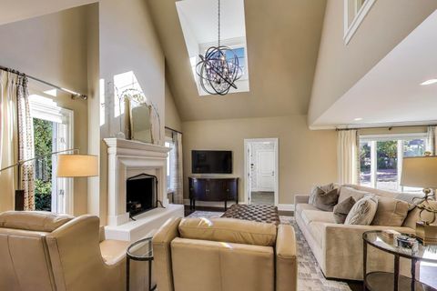 Tiny photo for 105 Burr Ridge Club Drive, Burr Ridge, IL 60527 (MLS # 12492290)