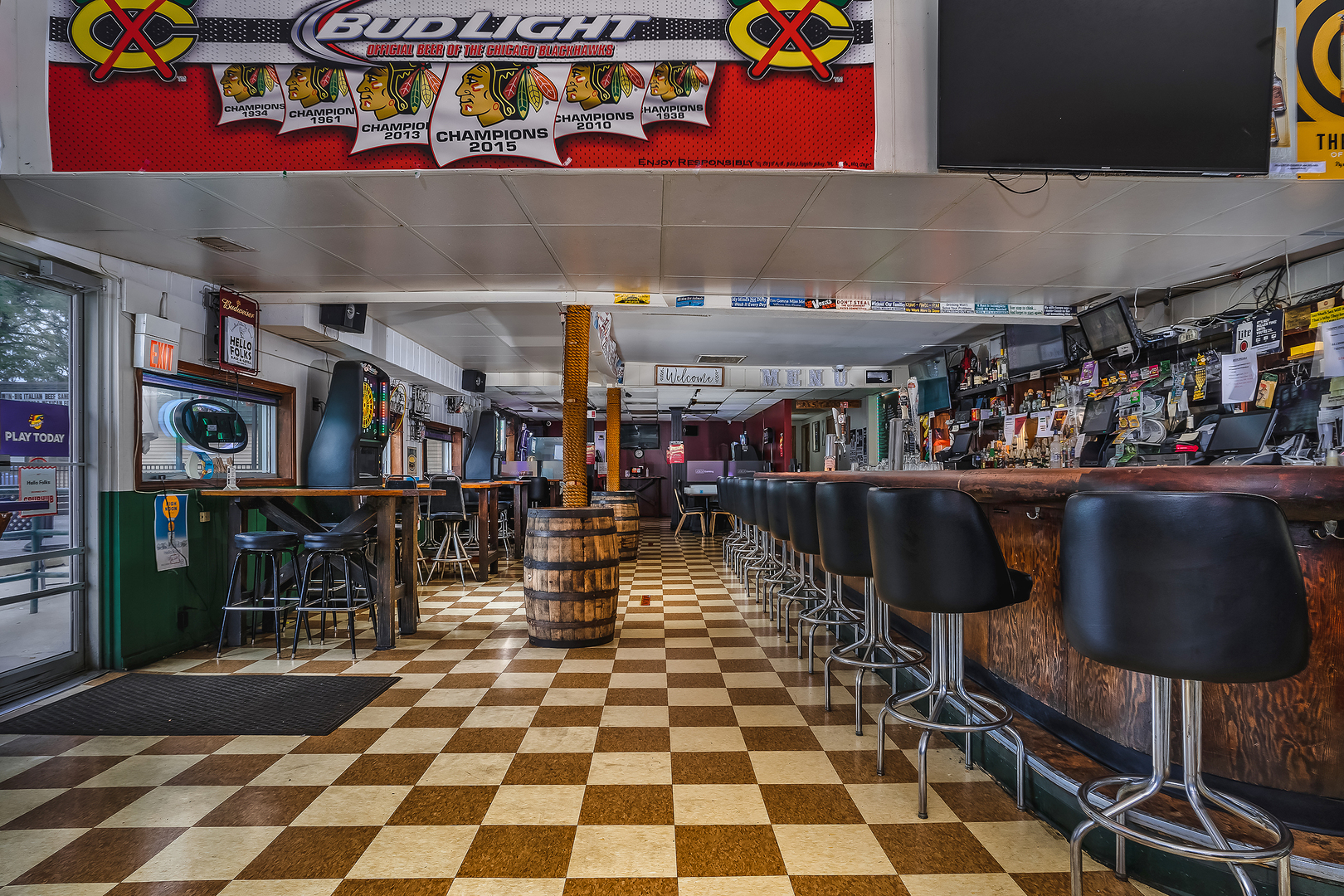 78 E Grand Avenue