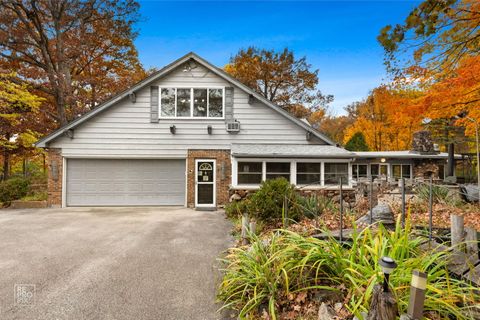 Tiny photo for 14930 W Wadsworth Road, Wadsworth, IL 60083 (MLS # 12505165)