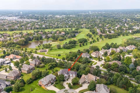 Tiny photo for 151 Palmer Circle, Vernon Hills, IL 60061 (MLS # 12734691)