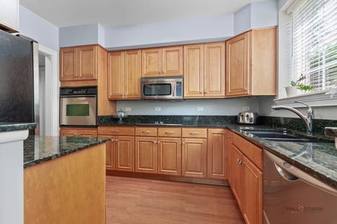Tiny photo for 151 Palmer Circle, Vernon Hills, IL 60061 (MLS # 12734691)