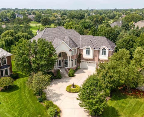 Tiny photo for 151 Palmer Circle, Vernon Hills, IL 60061 (MLS # 12734691)
