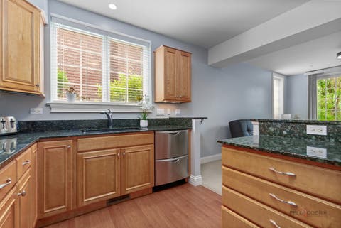 Tiny photo for 151 Palmer Circle, Vernon Hills, IL 60061 (MLS # 12734691)