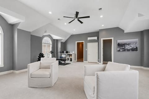 Tiny photo for 151 Palmer Circle, Vernon Hills, IL 60061 (MLS # 12734691)