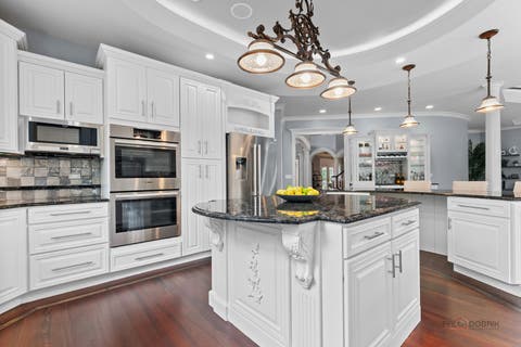 Tiny photo for 151 Palmer Circle, Vernon Hills, IL 60061 (MLS # 12734691)