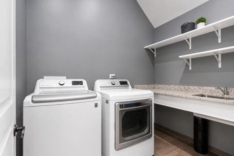 Tiny photo for 151 Palmer Circle, Vernon Hills, IL 60061 (MLS # 12734691)