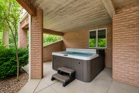 Tiny photo for 151 Palmer Circle, Vernon Hills, IL 60061 (MLS # 12734691)