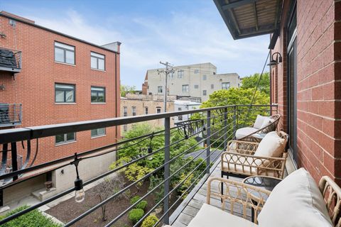 Tiny photo for 1830 N Winchester Avenue #216, Chicago, IL 60622 (MLS # 12647490)
